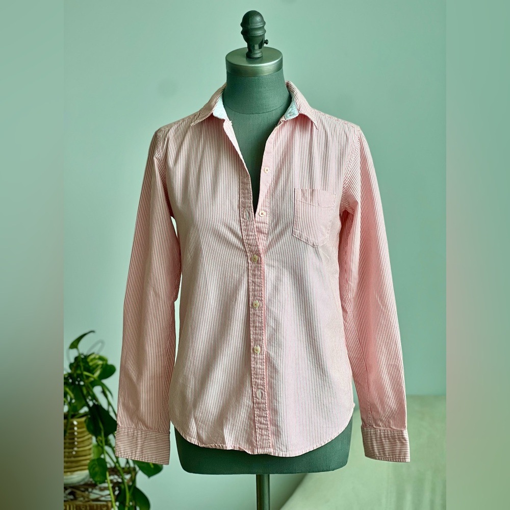 Uniqlo Coral and White Striped Oxford Shirt EUC